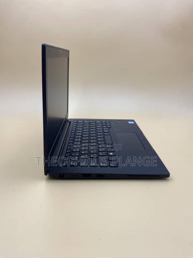 New Laptop Dell Latitude 7290 8GB Intel Core I5 SSD 256GB · Photo 4