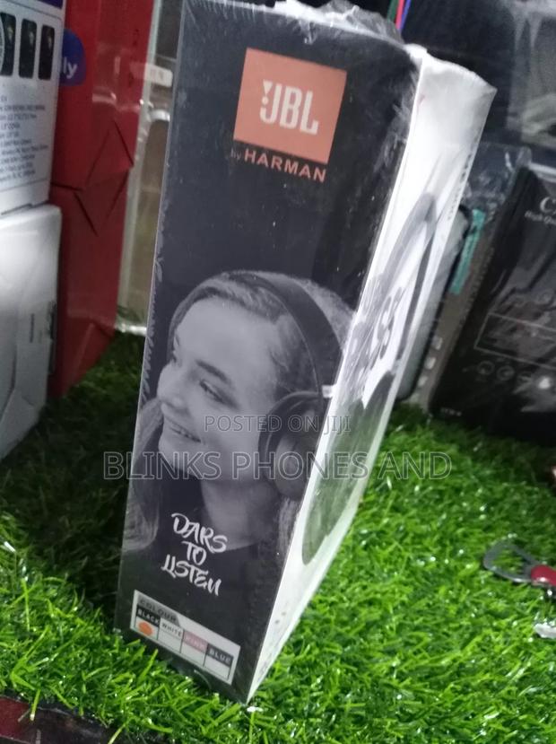 JBL Bluetooth Headsets · Photo 4