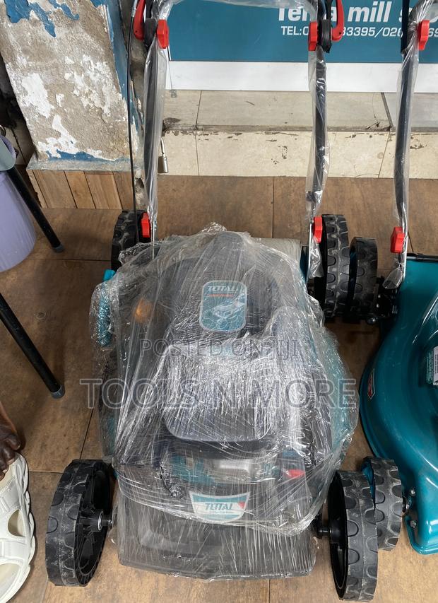 Total Lawnmower 4.8hp · Photo 3