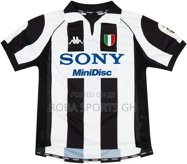 1996/97 Juventus Retro Home Jersey