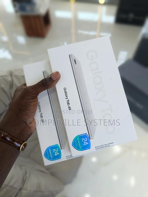 New Samsung Galaxy Tab A9 64 GB Silver · Photo 1