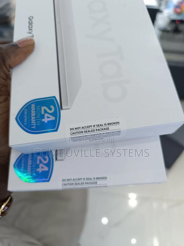 New Samsung Galaxy Tab A9 64 GB Silver · Photo 4