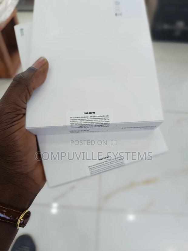 New Samsung Galaxy Tab A9 64 GB Black · Photo 3