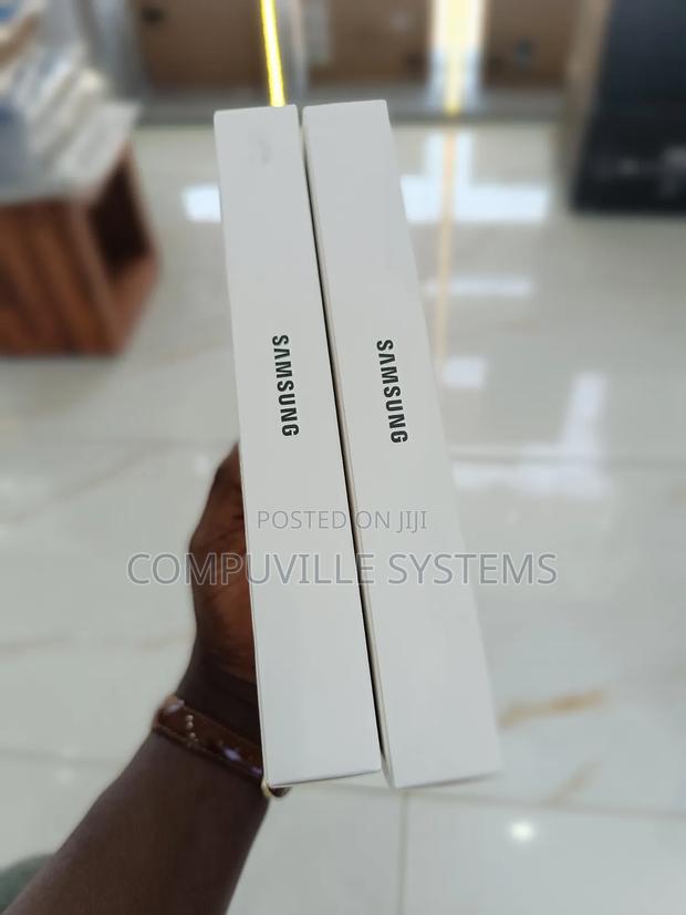 New Samsung Galaxy Tab A9 64 GB Black · Photo 4