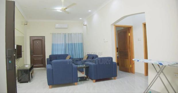 2 Bedroom Airbnb Apartment at Gbawe Near the Chiefs Palace photo 4