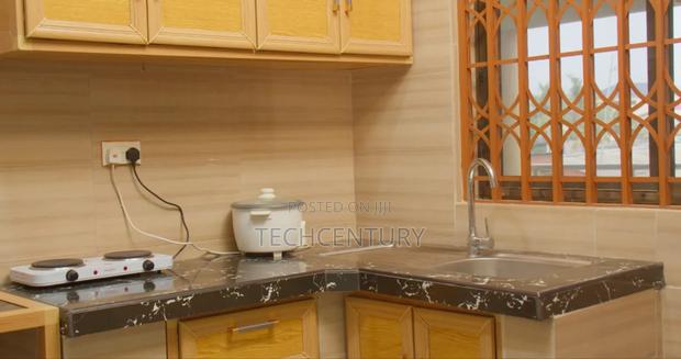 2 Bedroom Airbnb Apartment at Gbawe Near the Chiefs Palace photo 8