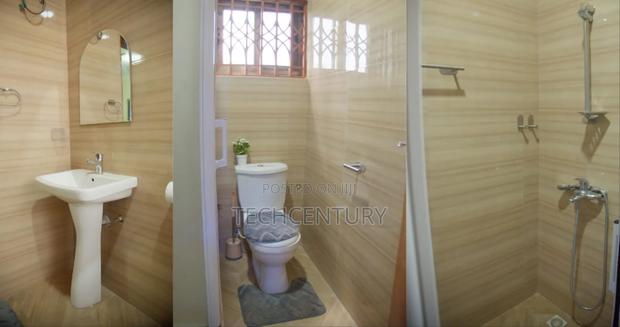2 Bedroom Airbnb Apartment at Gbawe Near the Chiefs Palace photo 10