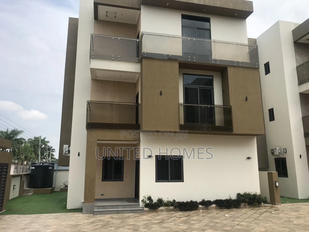 4bdrm House in Dzorwulu for rent · Photo 4