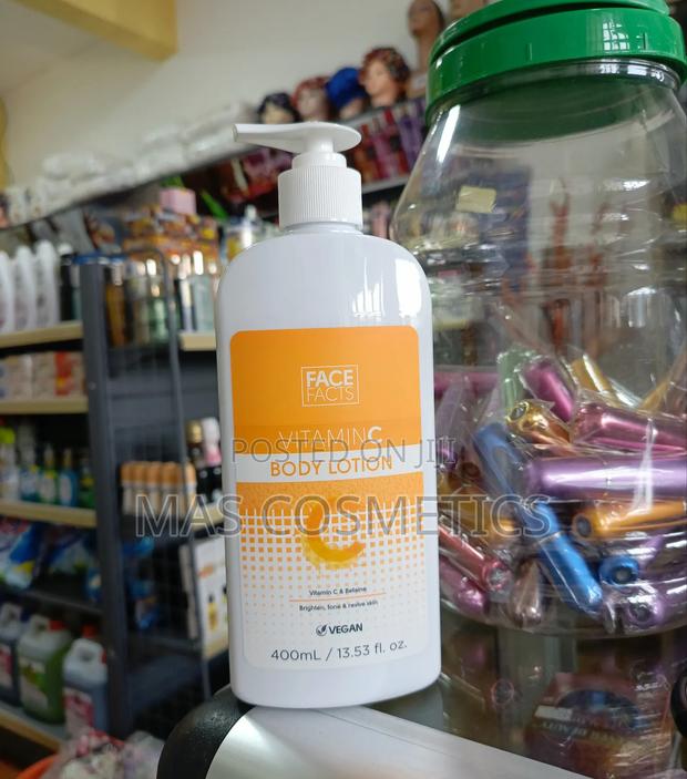 Facefacts Vitamin C Body Lotion · Photo 4