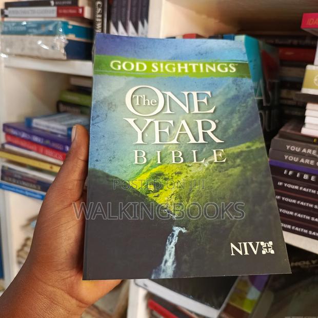 The One Year Bible · Photo 2