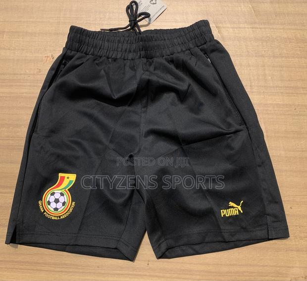 Black Stars Black Shorts · Photo 4