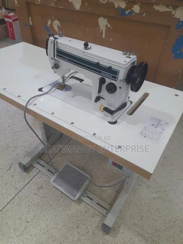 Brandnew Butterfly Industrial Embroidery/ Zigzag Machine · Photo 2