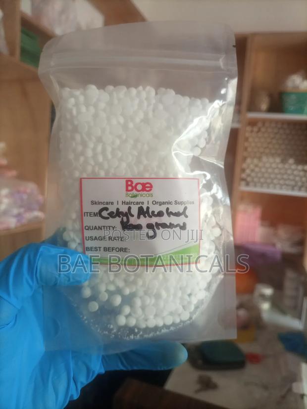 E Wax, Stearic Acid, Cetyl Alcohol · Photo 4