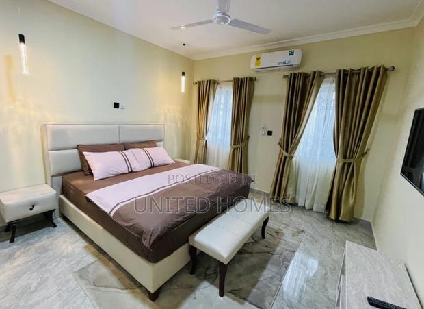 Furnished 4bdrm House in West Legon for rent · Photo 3