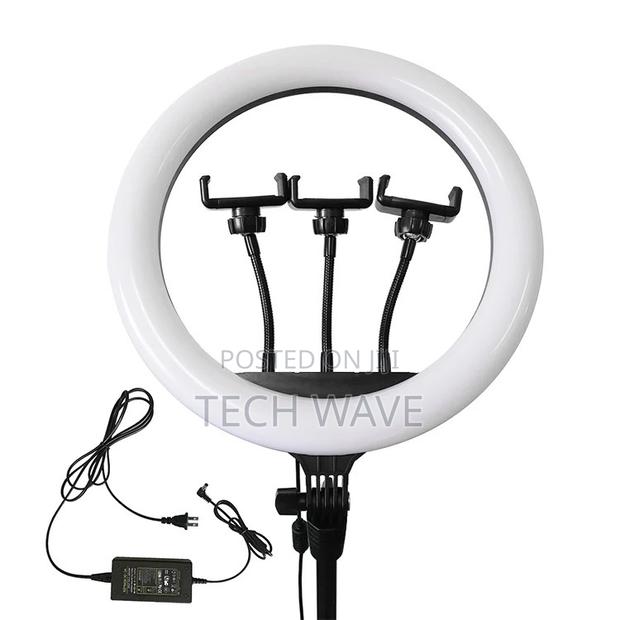 14inches Ringlight With Stand · Photo 3