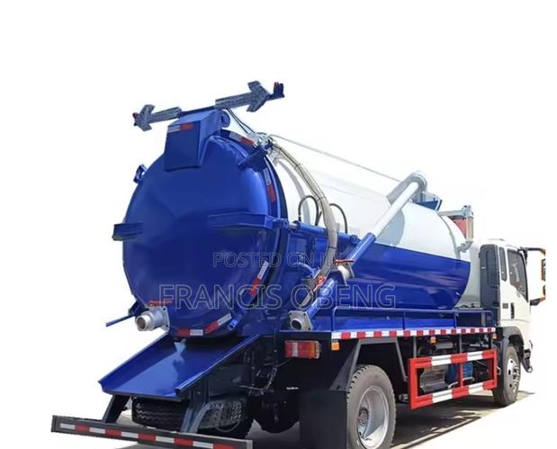 Trusted Waste Management Toilet Puller · Photo 4