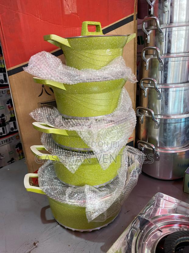 Arc Quality Die Cast Cookware