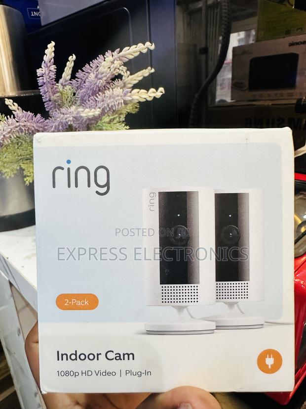 High Quality Sleek Ring Indoor Cam 1080p HD Plug In · Photo 2