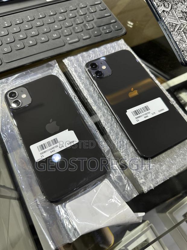Apple iPhone 11 64 GB Black photo 2