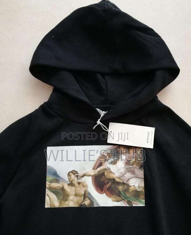 Black Hoodie · Photo 4