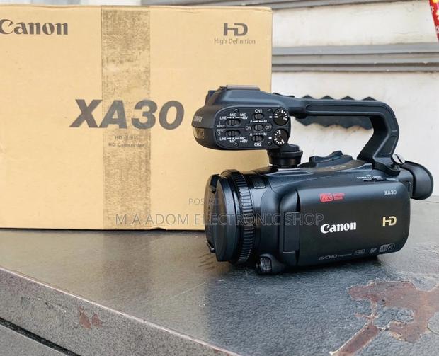 Quality Canon XA30 Professional Camcorder(Black). · Photo 2