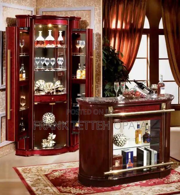 Executive Wine Bar Glass Cabinet photo 2