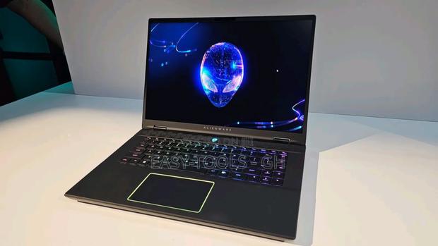 New Laptop Dell Alienware X16 16GB Intel Core I9 SSD 1T · Photo 4