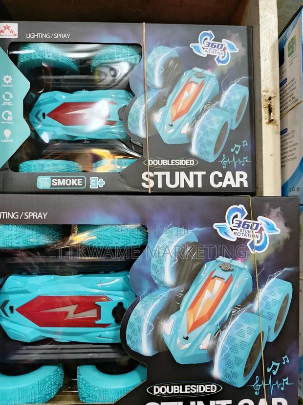 Stunt Remote Control Car · Photo 1