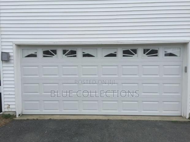 9×8automatic Fanlight Garage Door · Photo 2