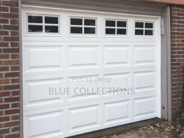 Automatic Garage Door · Photo 4