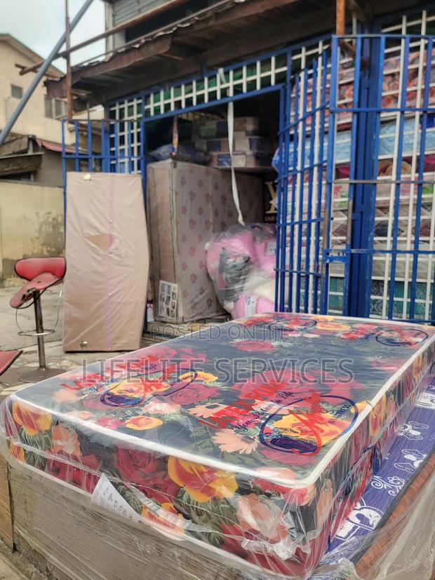 High Density Medium Size 8" Mattress