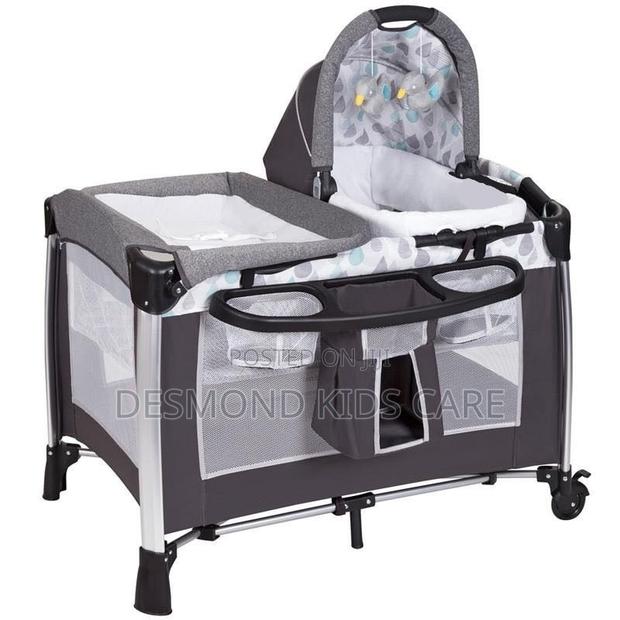Baby’S Foldable Cot With Carrier Car Seat · Photo 2