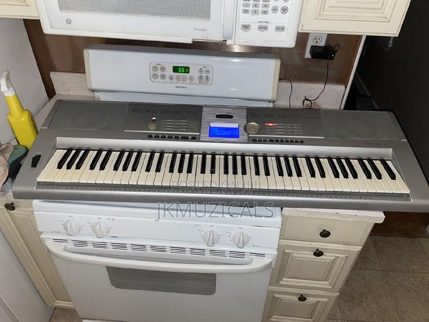 Yamaha_ DGX 205_ 76 Key_ Grand Piano · Photo 4