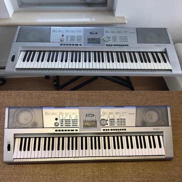 Yamaha_ DGX 205_ 76 Key_ Grand Piano · Photo 3