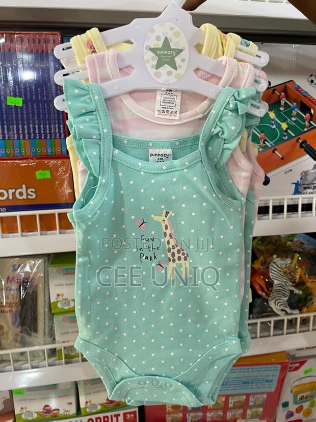 Sleeveless Bodysuit for Girls · Photo 2