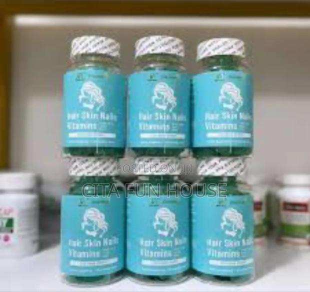 Hair Skin And Nails Vitamins Gummies · Photo 2