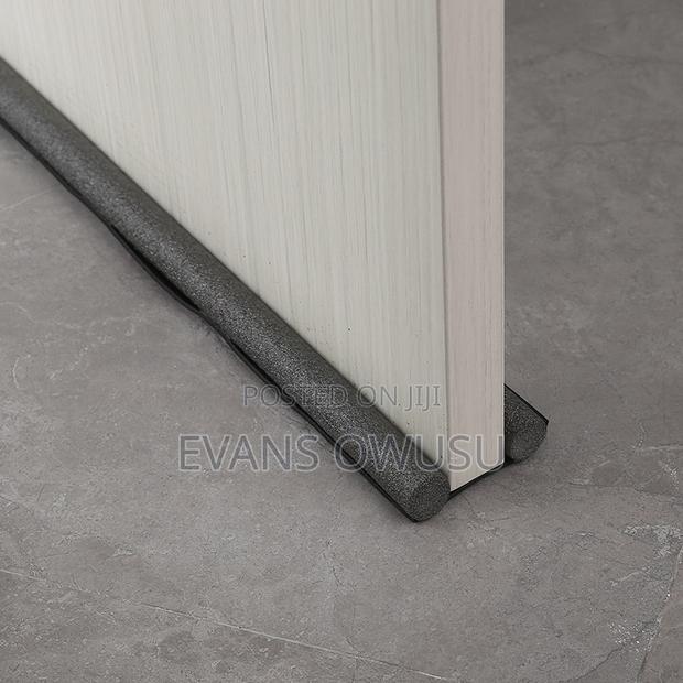 Door Bottom Seal · Photo 3