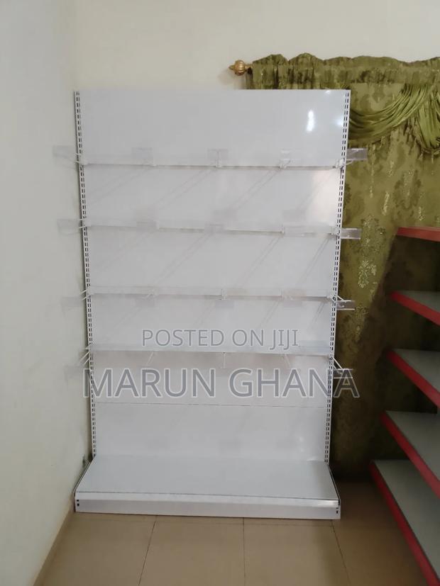 Display Shelf · Photo 4