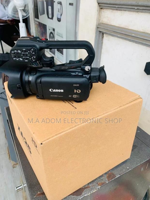 Classic Design Canon XA25 Professional Camcorder(Black). · Photo 2