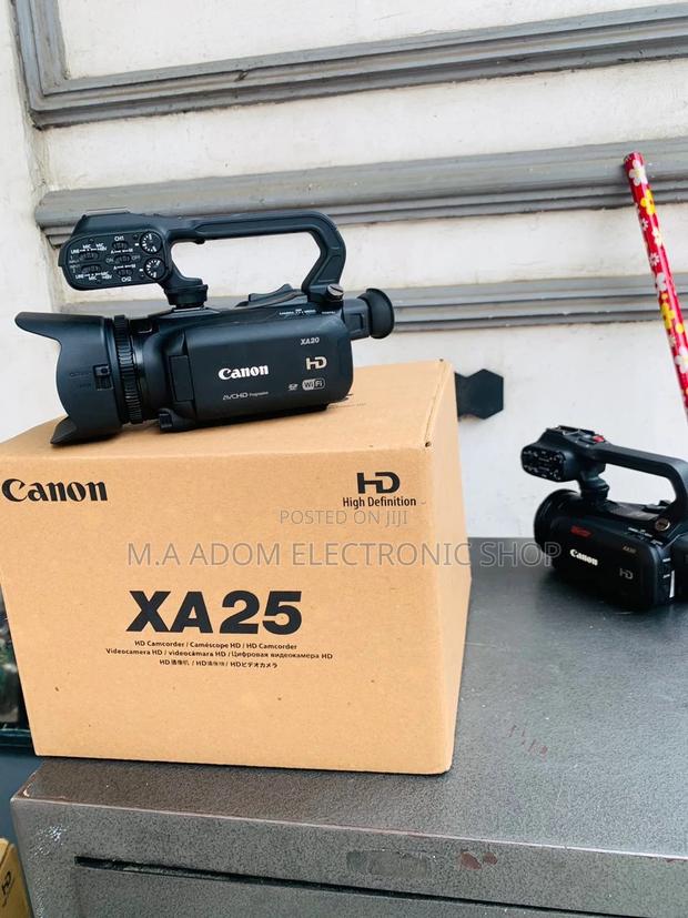 Canon XA25 Professional Camcorder(Black). · Photo 2