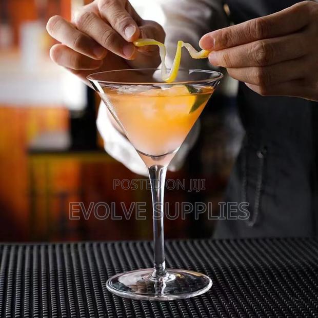 190ml Martini Cocktail Glass · Photo 2