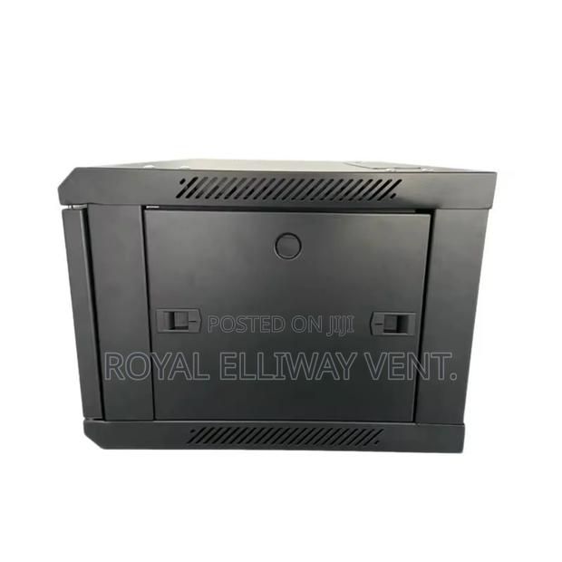 6U Rack With Fan, PDU , and Tray · Photo 4