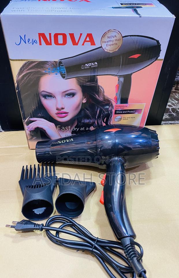 Professional Hair Dryer Nova · Photo 3