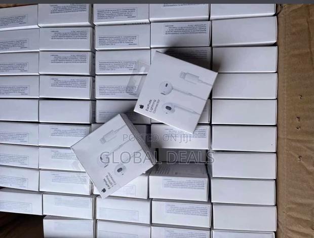 Original iPhone Earpiece/Earphone · Photo 3