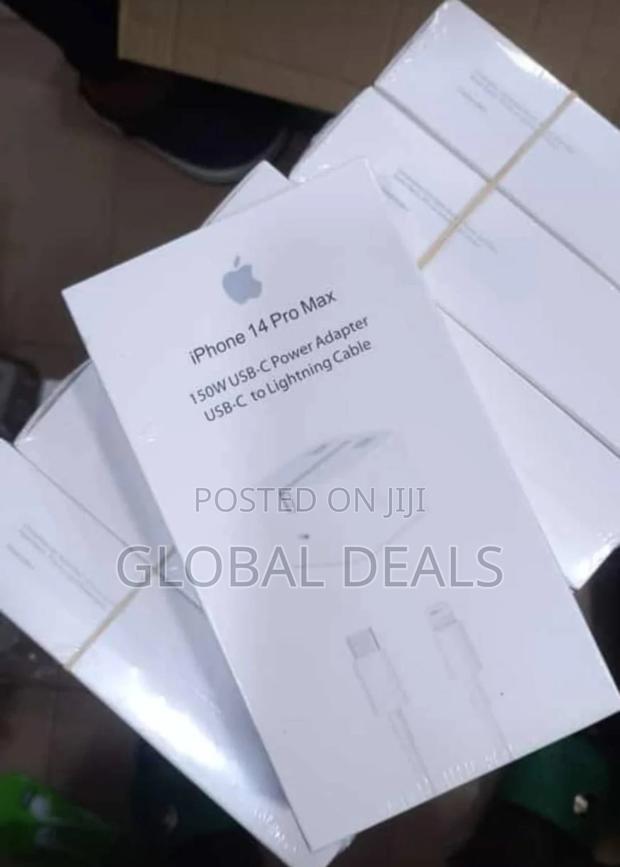 Type C-Lightening iPhone Fast Charger 3pin · Photo 3