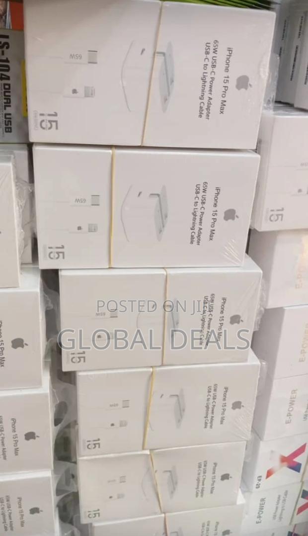 Type C-Lightening iPhone Fast Charger 3pin · Photo 4