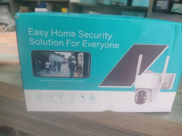 4G Solar PTZ 4mp Camera With 2 Way Audio · Photo 4