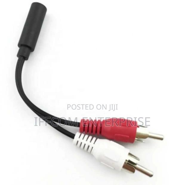 3.5mm Female to 2RCA Male Adapter · Photo 2