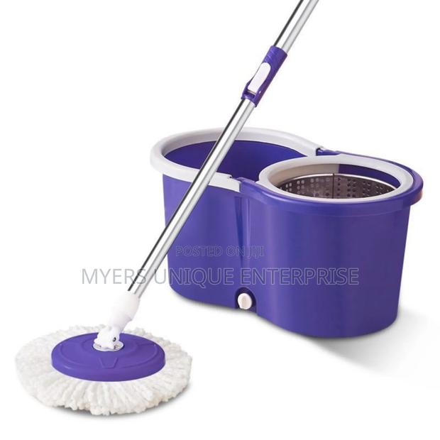 Quality 360 Spin Mop Bucket With 2 Mop Heads · Photo 2