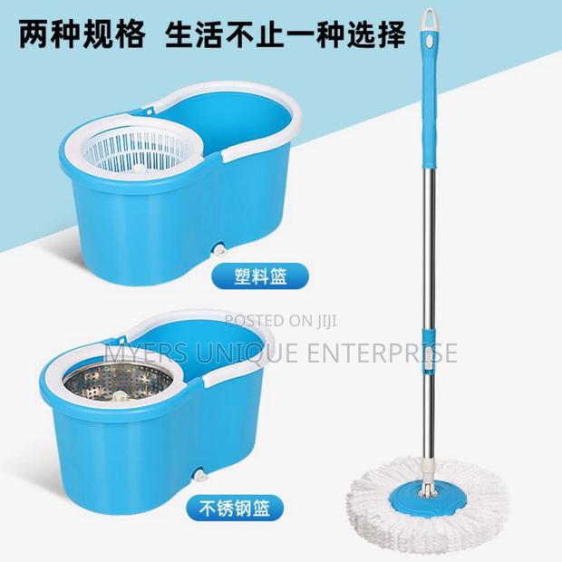 Affordable 360 Spin Mop Bucket With 2 Mop Heads · Photo 2